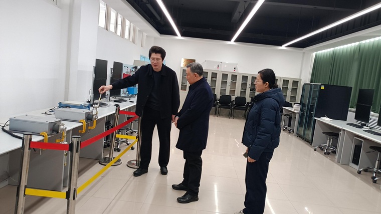 党委书记李东到钱学森学院调研指导工作