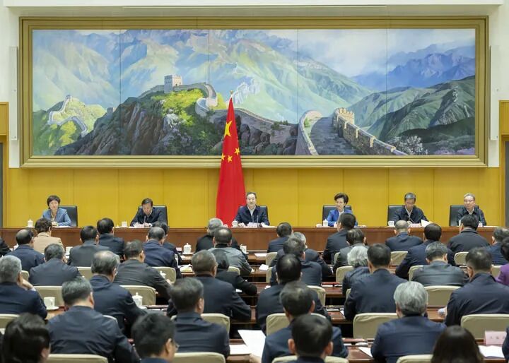 丁薛祥在全国高校毕业生等青年就业创业工作视频会议上强调 促进高校毕业生高质量充分就业 更好服务大局、服务民生、服务发展