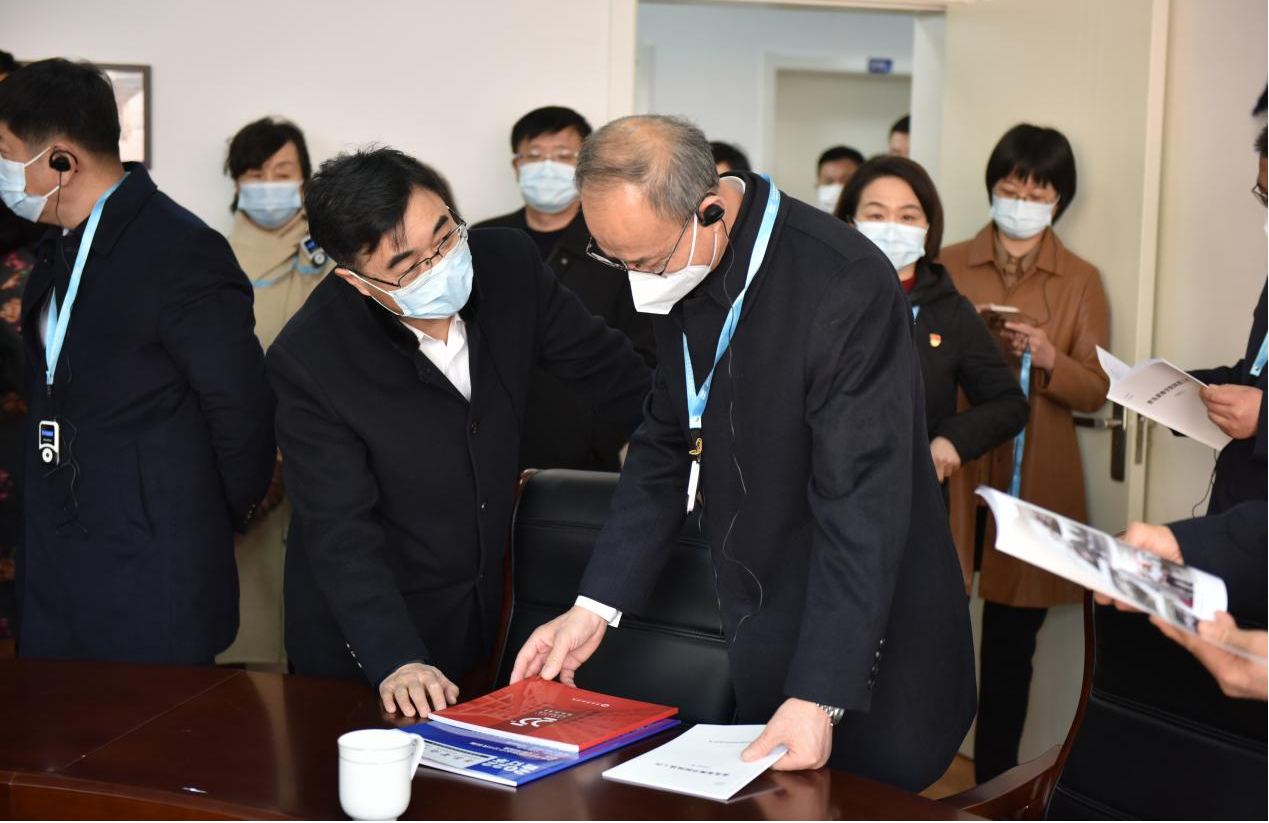 中央统战部五局一级巡视员孙凌雁、省委统战部副部长孙中亮莅临我校考察调研