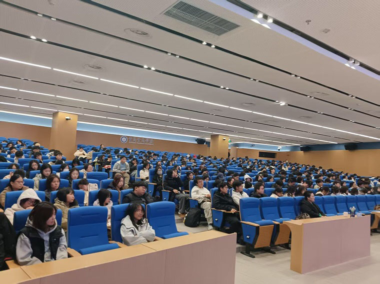 第七期儒商讲堂开讲：AI驱动跨境电商变革，解锁行业创新发展新路径