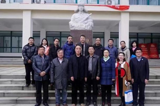 青岛市民族团结进步协会、青岛市少数民族经济发展促进会在我校举行青岛市民族团结创建座谈会