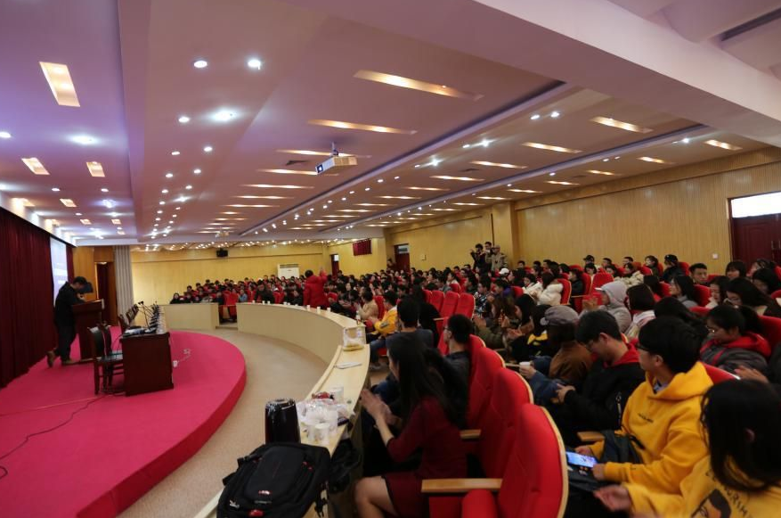 我校艺术学院成功举办New Vision高校巡展校园行活动