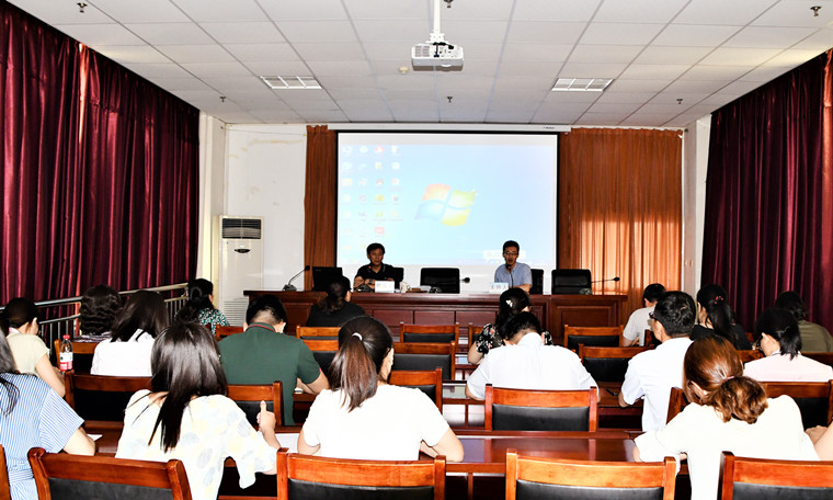 青岛黄海学院举行师范类专业认证工作专题报告会
