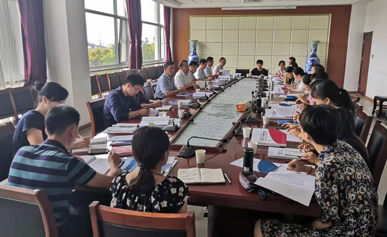 青岛黄海学院召开2019版本专科人才培养方案审定会议