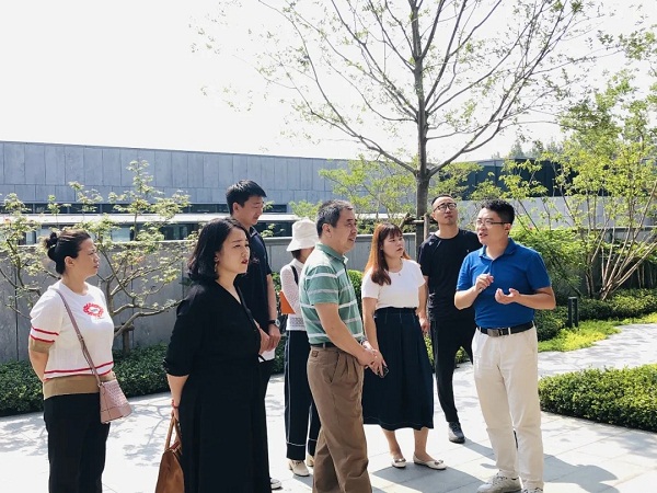 青岛黄海学院艺术学院-青岛融创慧丰园林有限公司校企合作签约仪式