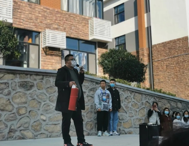 我校学前教育学院火灾逃生演练