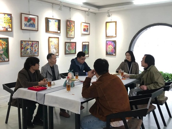 我校艺术学院院长助理桑小昆一行来青岛油画院参观交流