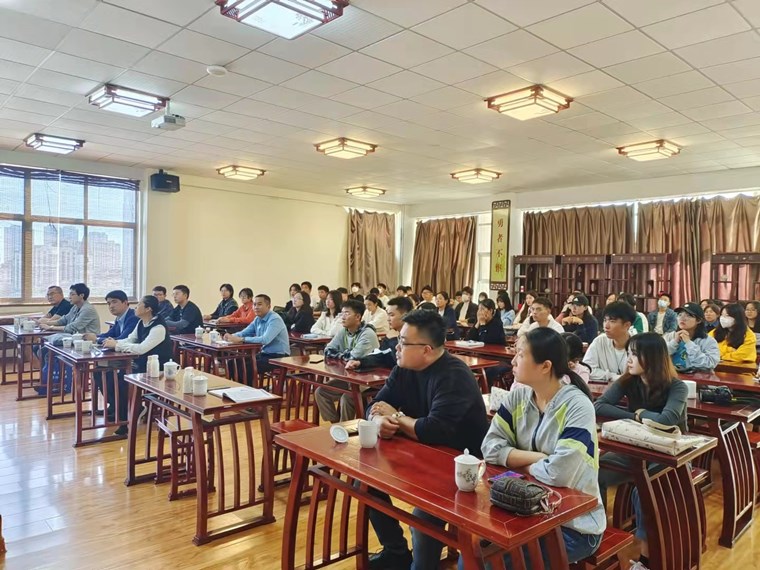 青岛黄海学院举行首届“迎春乐杯”市场营销创新创业大赛启动仪式