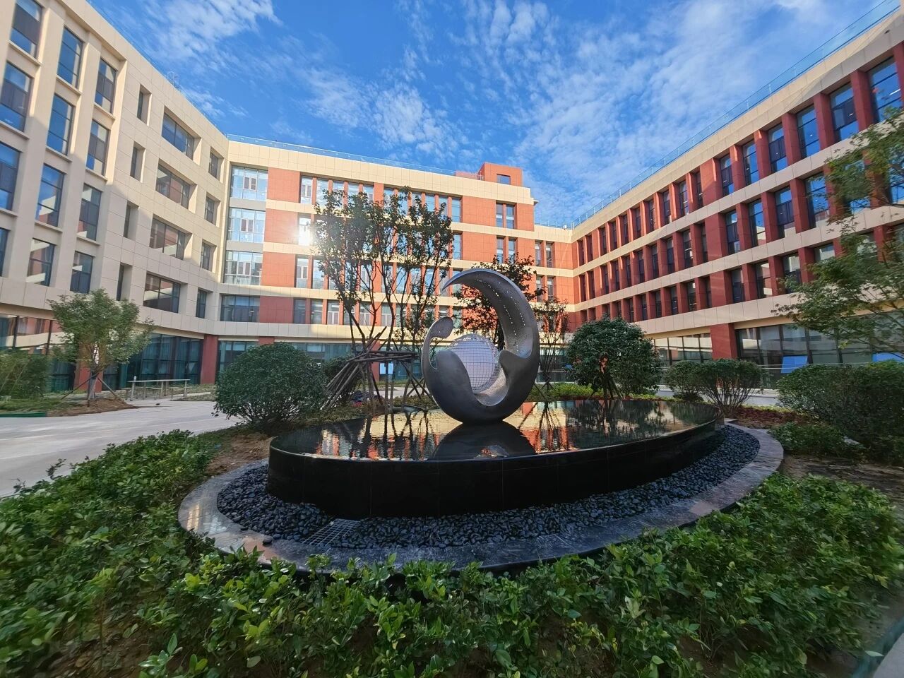 青岛黄海学院2025年秋季校园双选会邀请函