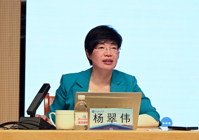 山东省讲师团杨翠伟教授来校作《毛泽东思想的科学体系和历史地位》专题报告