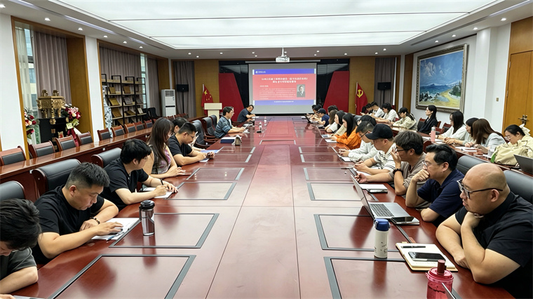 山师大影视传媒研究院院长马池珠来校做专题报告