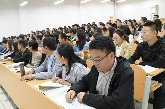 我校举办党员发展对象培训班